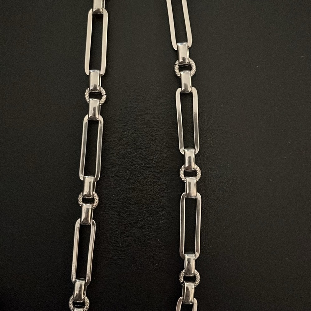 Necklace - Picture 2 of 3